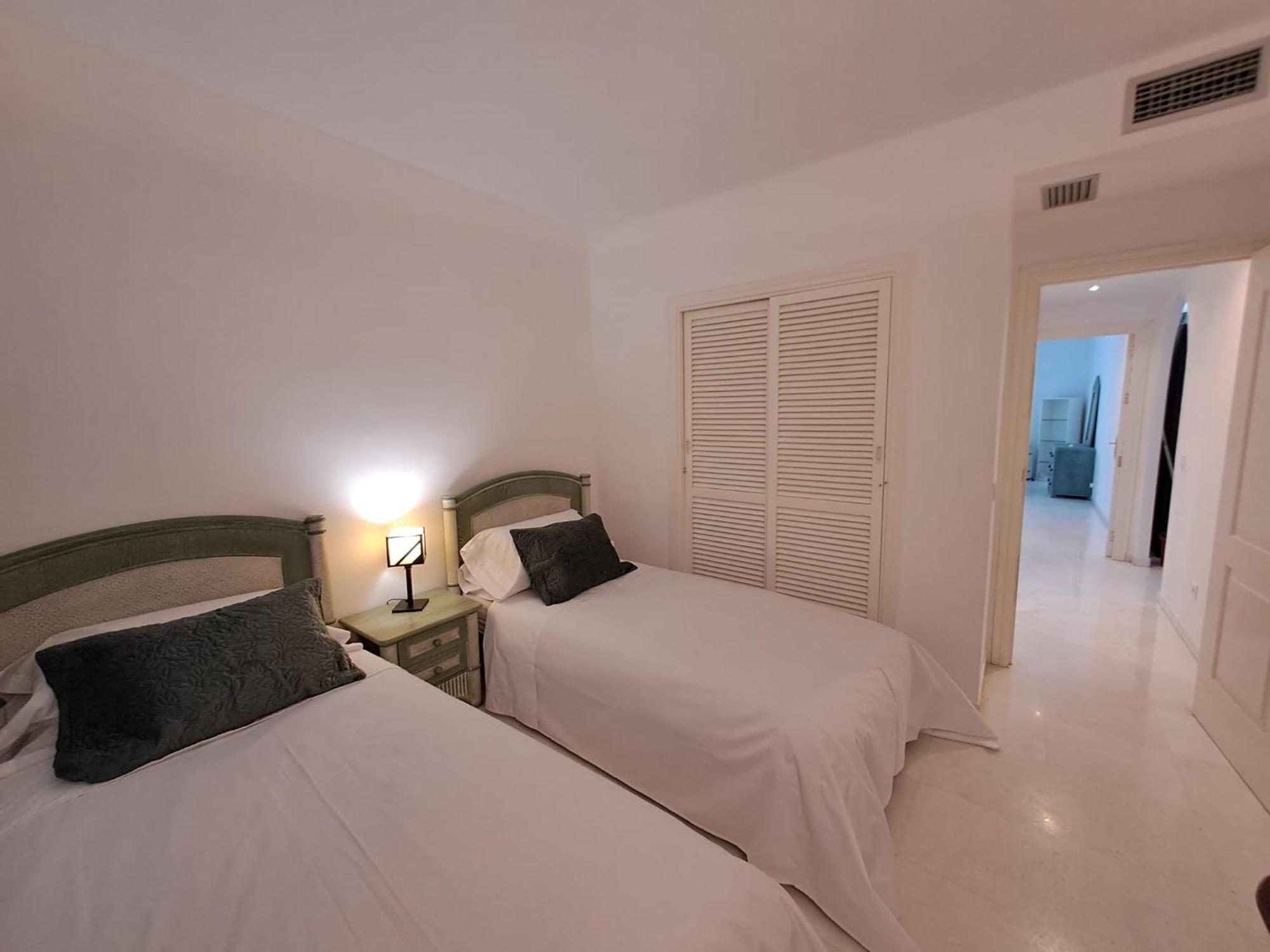 Luminous Apartment In Playas Del Duque , Puerto Banus By Holidays & Home Marbella Exterior foto