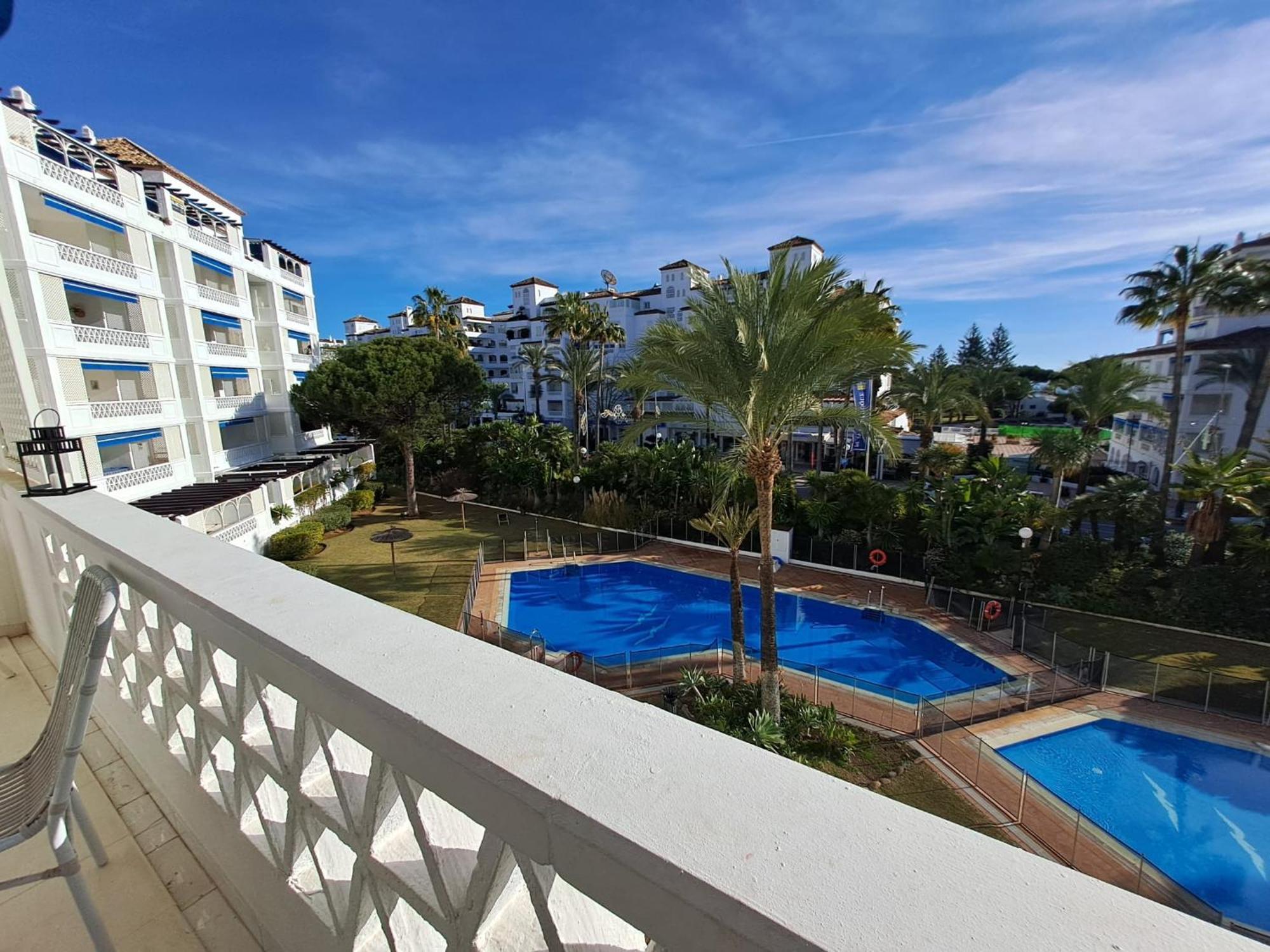 Luminous Apartment In Playas Del Duque , Puerto Banus By Holidays & Home Marbella Exterior foto